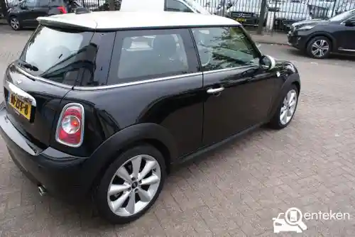 MINI  One malist 2012