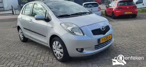 Toyota Yaris 1.3 2008