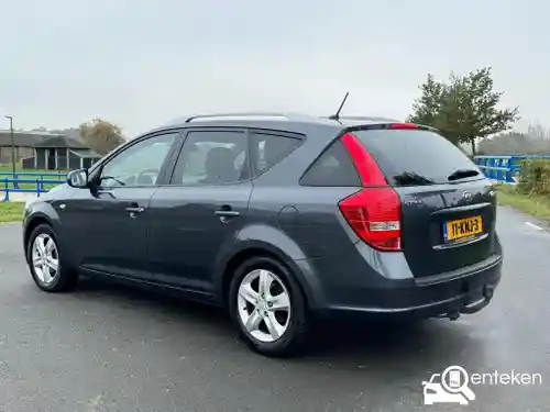 KIA cee´d Sporty Wagon 1.4 ISG 2010
