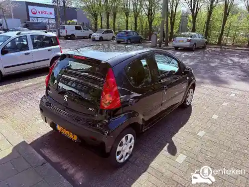 Peugeot 107 1.0 70 2010