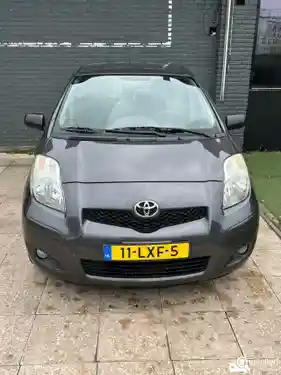 Toyota Yaris 1.0 2010
