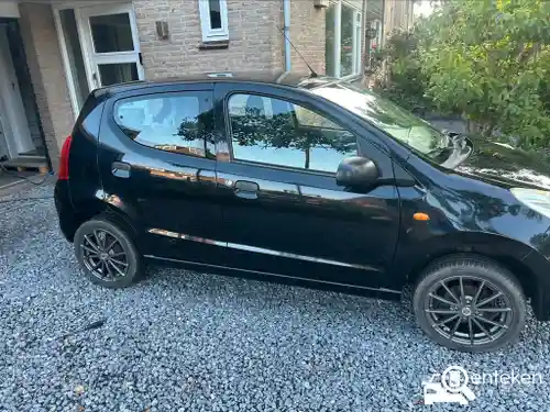 Suzuki Alto 1.0 2011