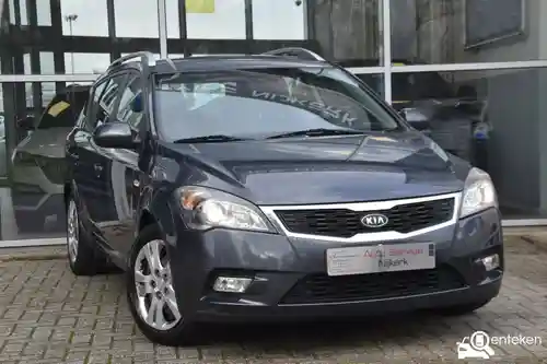 KIA cee´d Sporty Wagon 1.4 ISG 2011
