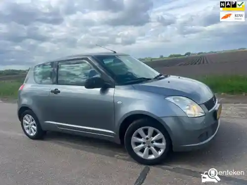 Suzuki Swift 1300 2005