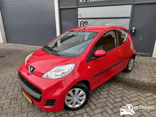 Peugeot 107 1.0 70 2011