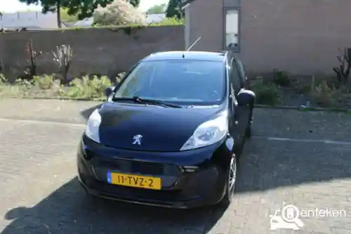 Peugeot 107 1.0 68 2012