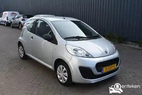Peugeot 107 1.0 68 2012