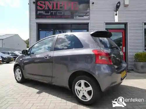 Toyota Yaris 1.3 2008