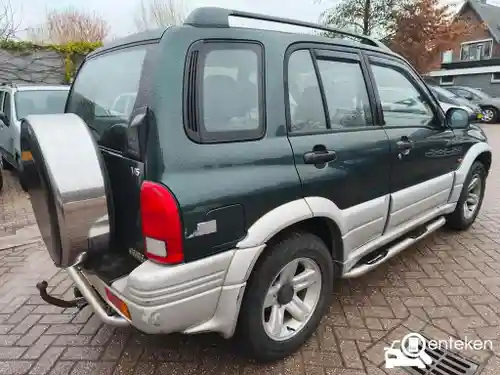 Suzuki Grand Vitara 2.5 V6 2000