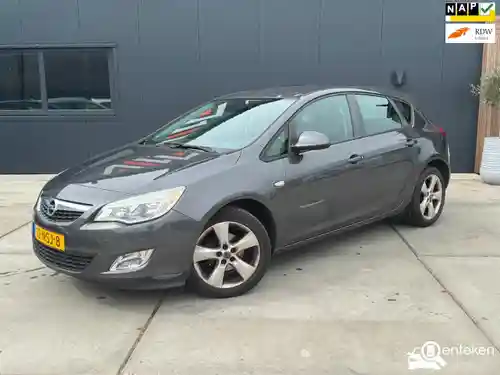 Opel Astra 1.6 2010
