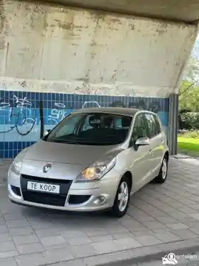 Renault Scénic TCe 130 2011