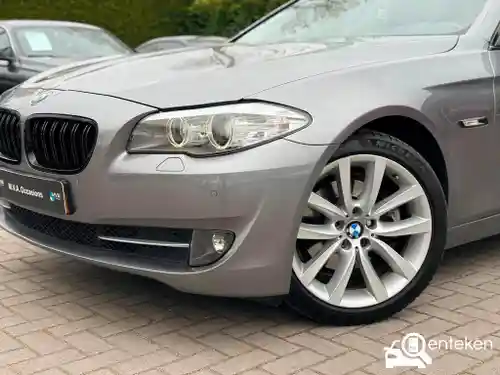BMW 523i Touring 2011