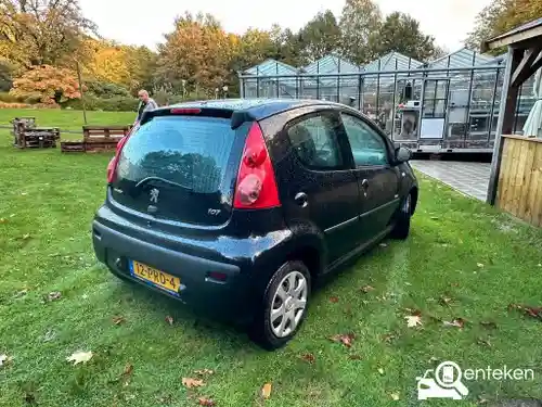 Peugeot 107 1.0 70 2011