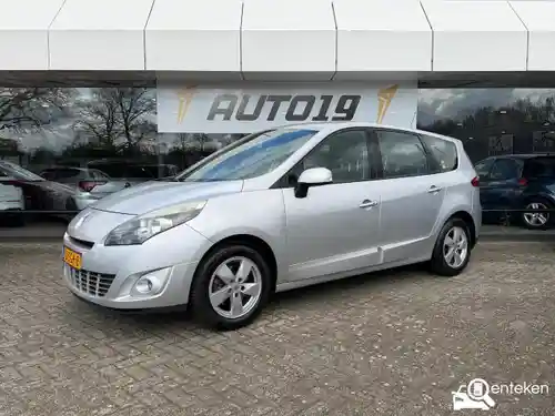 Renault Grand Scénic TCe 130 2011