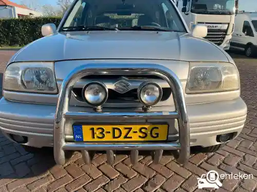 Suzuki Grand Vitara 2.0 2000