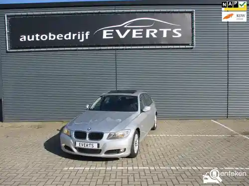 BMW 318i 2009
