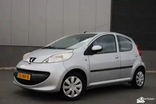 Peugeot 107 1.0 70 2008