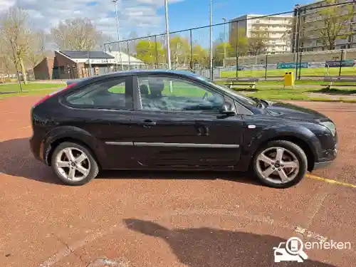 Ford Focus 2.0 2005