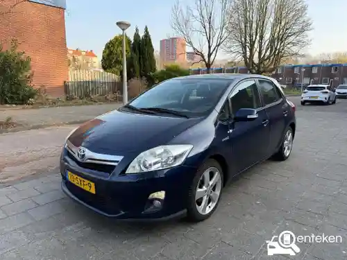 Toyota Auris 1.8 Hybrid 2012