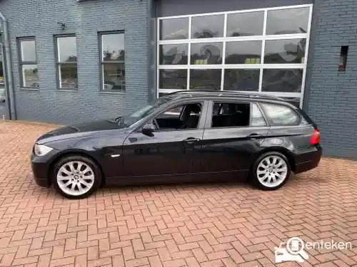 BMW 318i Touring 2006