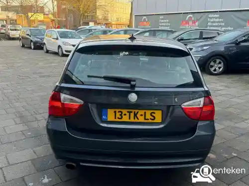 BMW 318i Touring 2006