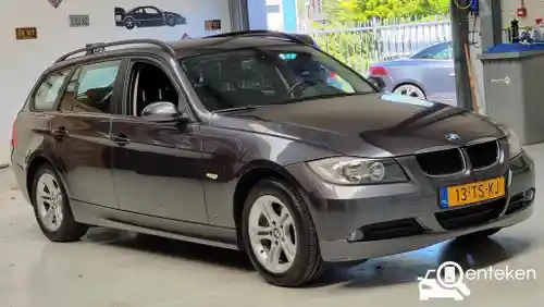 BMW 318i Touring 2007