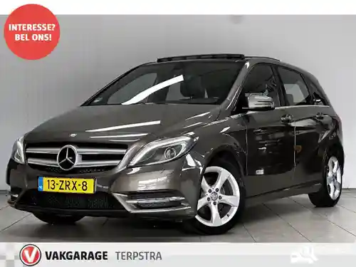 Mercedes-Benz B 180 2013