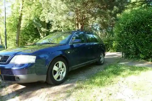 Audi A6 Avant 2.7T 1999