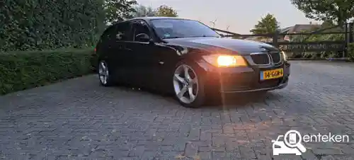 BMW 318i Touring 2008
