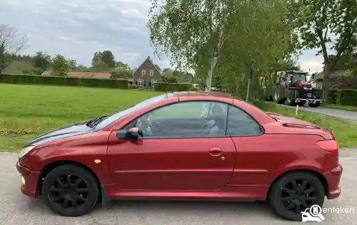 Peugeot 206 CC 135 2002