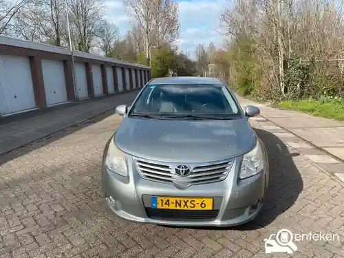 Toyota Avensis 2.0 D-4D 2011