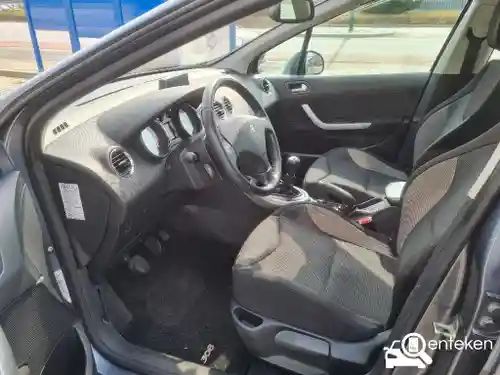 Peugeot 308 120 VTi 2011