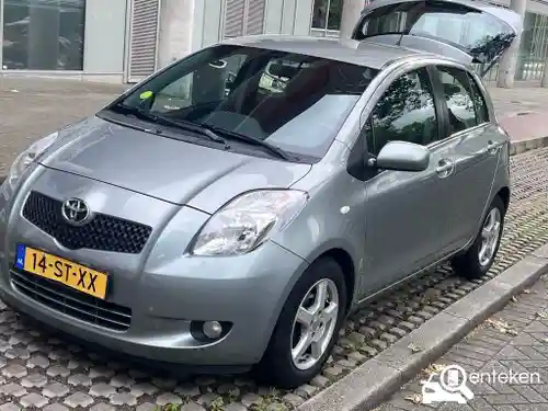 Toyota Yaris 1.3 2006