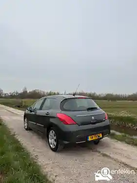 Peugeot 308 120 VTi 2012