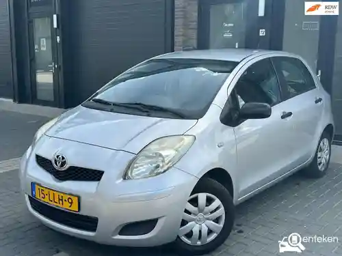 Toyota Yaris 1.0 2010