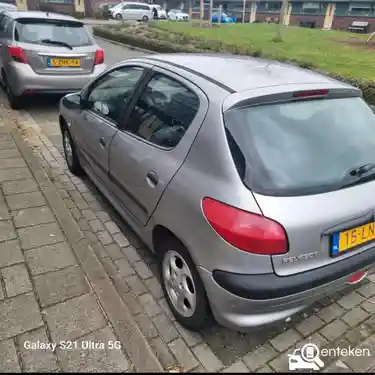 Peugeot 206 75 2003