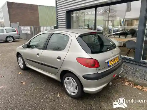 Peugeot 206 75 2003