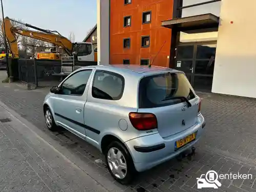 Toyota Yaris 1.3 2004