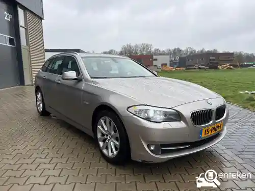 BMW 520d Touring 2011