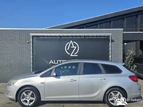 Opel Astra Sports Tourer 1.4 ecoFlex 2011