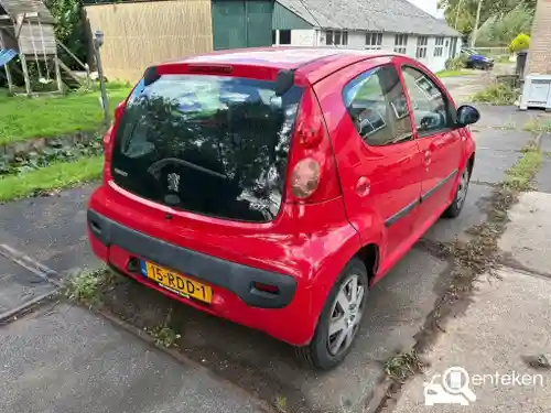 Peugeot 107 1.0 70 2011