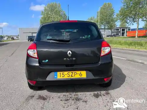 Renault Clio 1.2 16V 75 2012