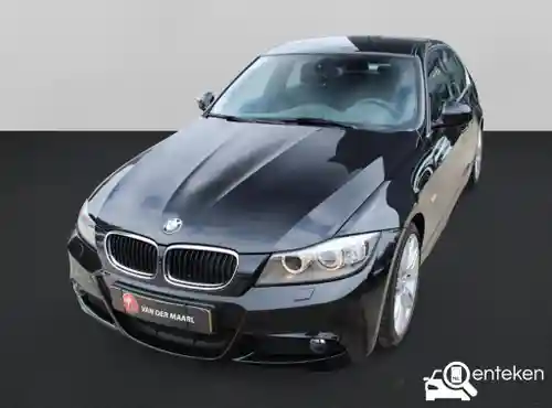 BMW 318i Touring 2012