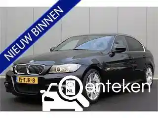 BMW 318i Touring 2012