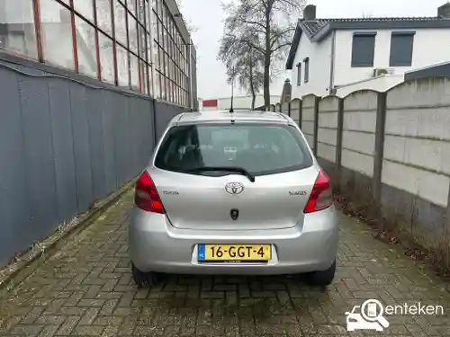 Toyota Yaris 1.3 2008