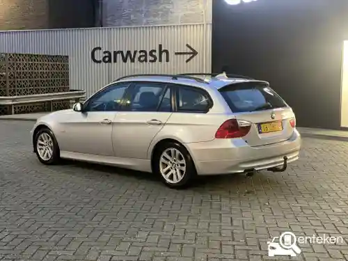 BMW 318i Touring 2008