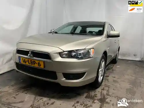 Mitsubishi Lancer 1.5 2010