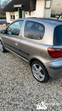 Toyota Yaris 1.0 2004