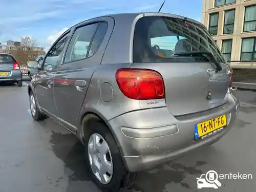 Toyota Yaris 1.3 2004