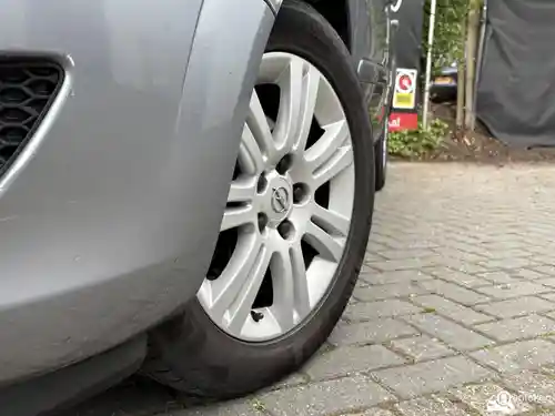 Opel Zafira 1.8 2011